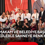 Kaymakam ve Belediye Başkanı Türkülerle Sahneye Renk Kattı