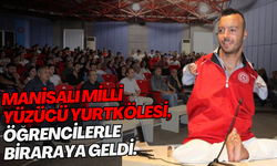 Manisalı milli yüzücü Yurtkölesi, öğrencilerle biraraya geldi.