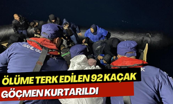 Yunan unsurlarınca ölüme terk edilen 92 kaçak göçmen kurtarıldı