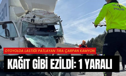 Otoyolda lastiği patlayan tıra çarpan kamyon kağıt gibi ezildi: 1 yaralı