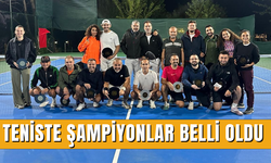 Salihli’deki tenis turnuvasında şampiyonlar belli oldu