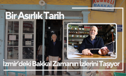 Tarihe açılan kapı: İzmir’de 1 asırdır hizmet veren bakkalı görenler tarihe yolculuk yapıyor