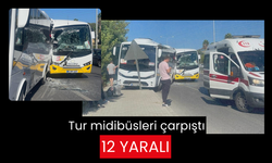 Tur midibüsleri çarpıştı: 12 yaralı