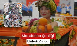 Mandalina Şenliği binleri ağırladı