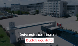 Üniversitesi ana girişi için dudak uçuklatan kapı ihalesi