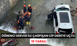 Öğrenci servisi ile çarpışan cip dereye uçtu: 10 yaralı