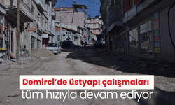 Demirci’de üstyapı çalışmaları tüm hızıyla devam ediyor