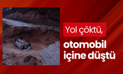 Yol çöktü, otomobil içine düştü