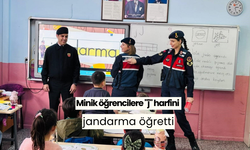 Minik öğrencilere "j" harfini jandarma öğretti