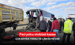 Feci kaza! Yolcu otobüsü kamyona çarptı: 3 ölü, 33 yaralı