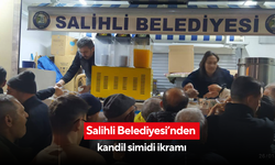 Salihli Belediyesi’nden kandil simidi ikramı