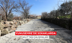 Yunusemre’de sokaklarda kilit taşı çalışmaları