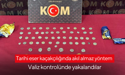 Tarihi eser kaçakçılığında akıl almaz yöntem! Valiz kontrolünde yakalandılar