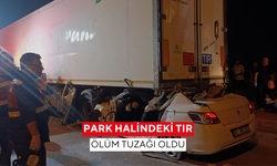 Gece yarısı sessizliği ölümle bozuldu: Otomobil tırın altına girdi, 2 can gitti