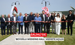 Salihli’de ‘Beyoğlu Wedding Hall’ hizmete açıldı