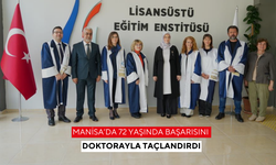72 yaşında başarısını doktorayla taçlandırdı