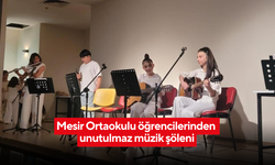 Manisa’da sanat dolu gece... Ortaokul öğrencilerinden alkışlarla anılan performans