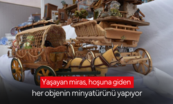 Yaşayan miras, hoşuna giden her objenin minyatürünü yapıyor