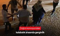 Düğün konvoyundaki kalabalık arasında gerginlik