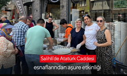 Salihli'de Atatürk Caddesi esnaflarından aşure etkinliği