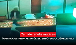 Camide refleks mucizesi: İmam namazı yarıda kesip yüksekten düşen çocuğu kurtardı