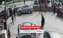 Dolmuş kazası: 11’i öğrenci 13 yaralı