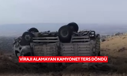 Virajı alamayan kamyonet ters döndü