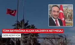 Bayrağa uzanan ele sert tepki! “Ay yıldız sonsuza kadar dalgalanacak”