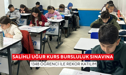 Salihli Uğur Kurs Bursluluk Sınavına 1348 öğrenci ile rekor katılım