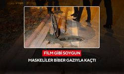 Kuyumcuda korku dolu anlar! Biber gazı sıktılar, bilezikleri alıp kaçtılar...