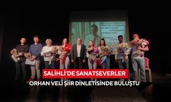 Salihli’de sanatseverler Orhan Veli şiir dinletisinde buluştu