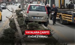 Otomobil yayalara çarptı: 1'i ağır, 2 yaralı