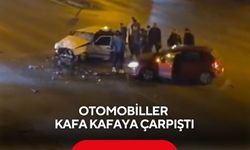Otomobiller kafa kafaya çarpıştı; 2 yaralı