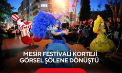 Mesir Festivali korteji görsel şölene dönüştü