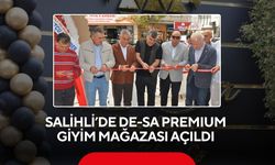 Salihli’de DE-SA PREMIUM Giyim mağazası açıldı