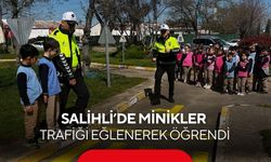 Salihli’de minikler trafiği eğlenerek öğrendi