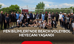 Fen Bilimleri’nde Beach Voleybol heyecanı yaşandı