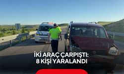 İki araç çarpıştı: 8 kişi yaralandı