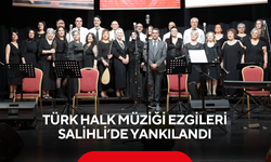 Salihli’de ‘Yaza Merhaba Konseri’ne yoğun ilgi