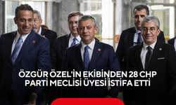 Özgür Özel'in ekibinden 28 CHP Parti Meclisi üyesi istifa etti