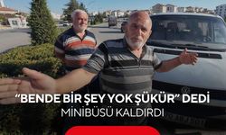 81 yaşındaki sürücü minibüsü devrildi, kalkıp tekrar düzeltti!