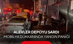 Mobilya dükkanının deposu alev alev yandı