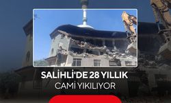 Salihli'de 28 yıllık cami yıkılıyor