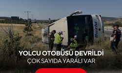 Yolcu otobüsü devrildi, ortalık savaş alanına döndü... Çok sayıda yaralı var