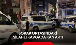 Silahlı kavga! Yoldan geçen vatandaş kurşunların hedefi oldu