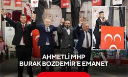 Ahmetli MHP’de yeni dönem! Burak Bozdemir başkan seçildi