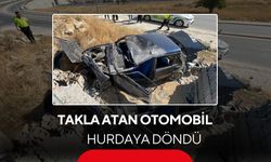 Takla atan otomobil hurdaya döndü