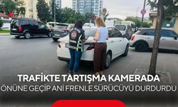 Tartıştığı sürücünün önünü kesti! Ani frenlerle gitmesini engelledi