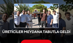 Üzüm Üreticisinden Tabutlu Protesto... 'Bu Fiyatla Üretim Yaşamaz'