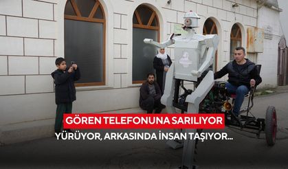 Sokakta gören dönüp bakıyor: Hurda parçalarla insan taşıyan robot yaptı